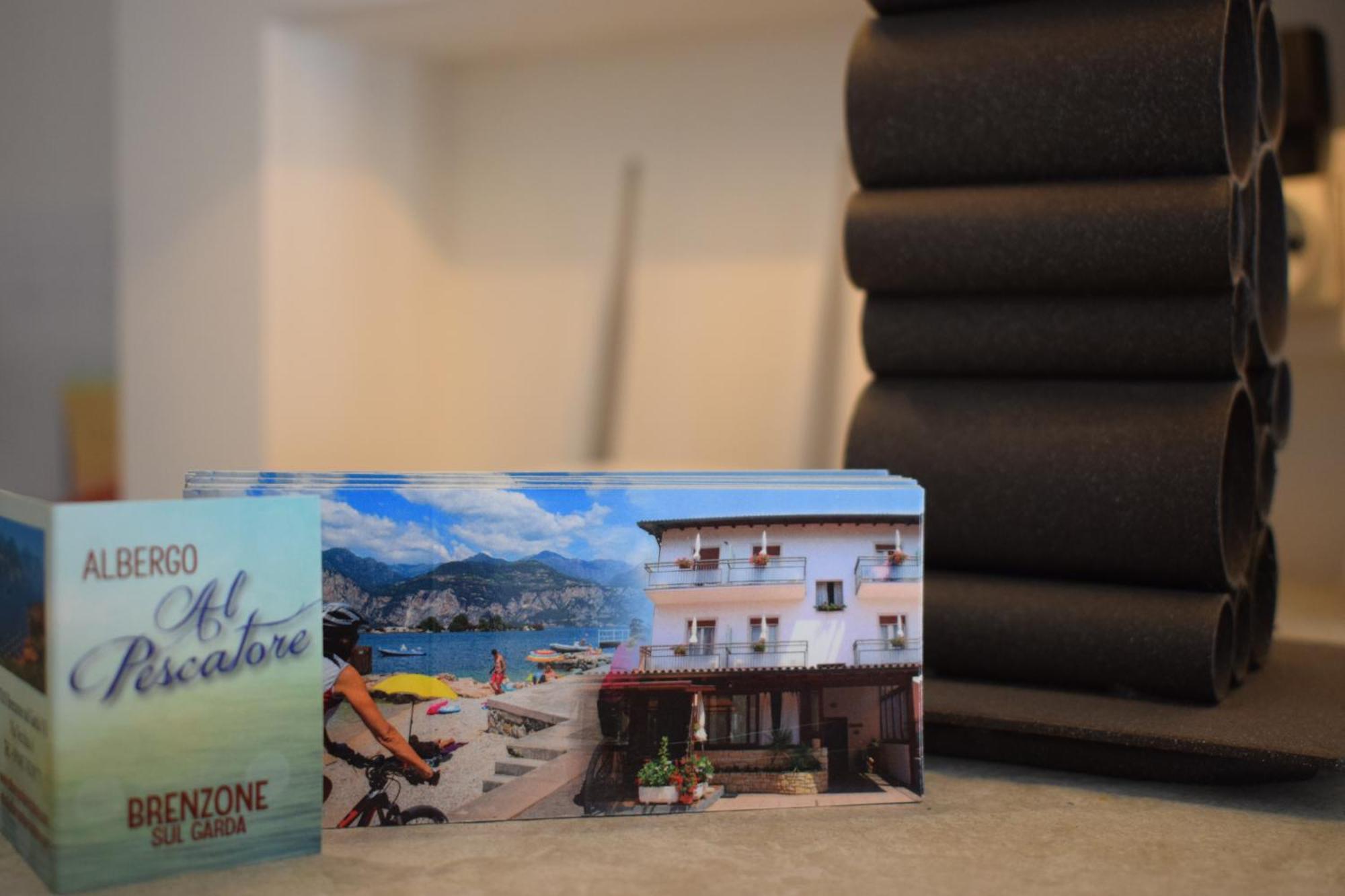 Albergo Al Pescatore Бренцоне-суль-Гарда Екстер'єр фото